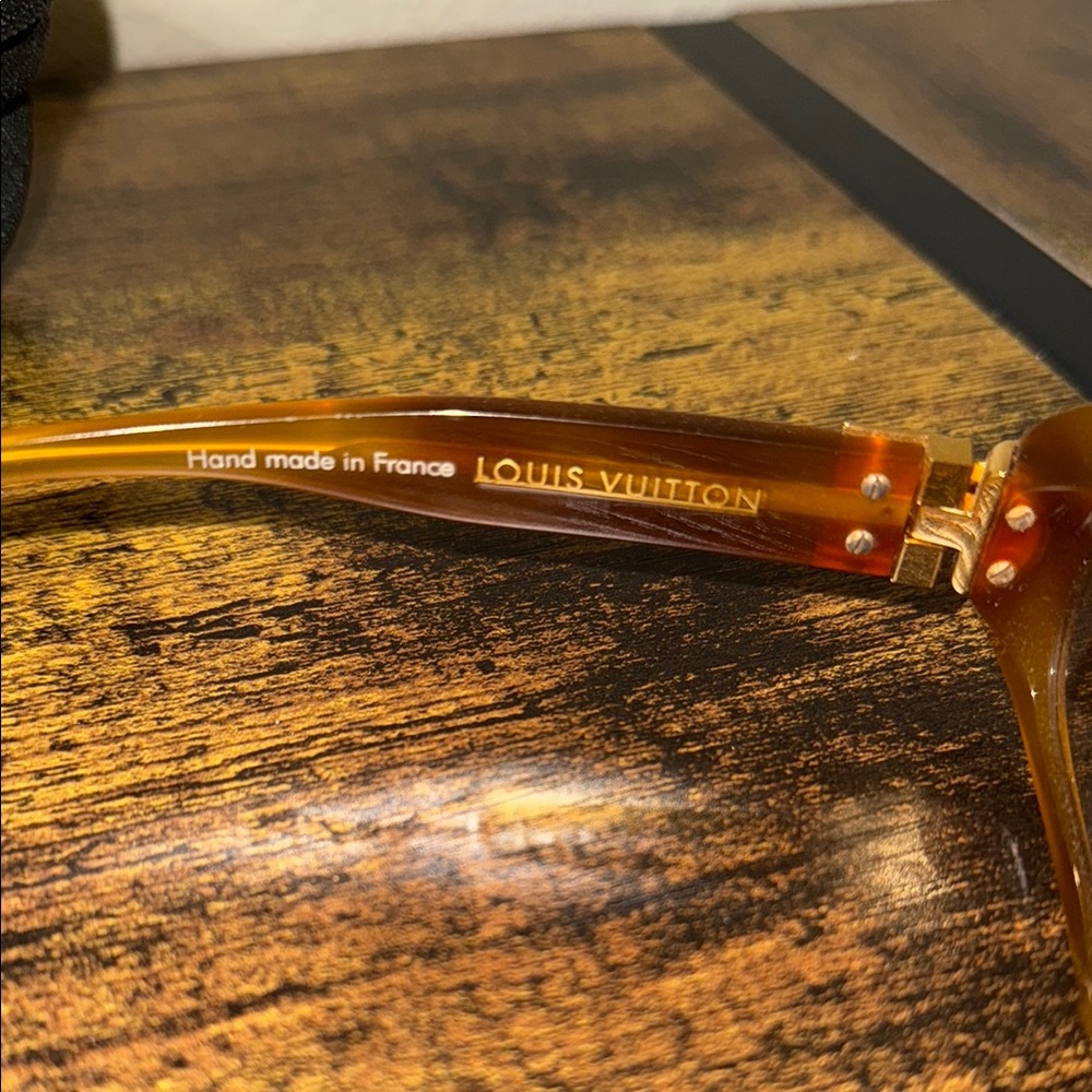 Louis Vuitton Havana Brown Women's glasses - Picture 2 of 11